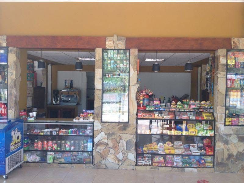 LOCAL COMERCIAL Y HOSPEDAJE DIQUE CABRA CORRAL miniatura 2