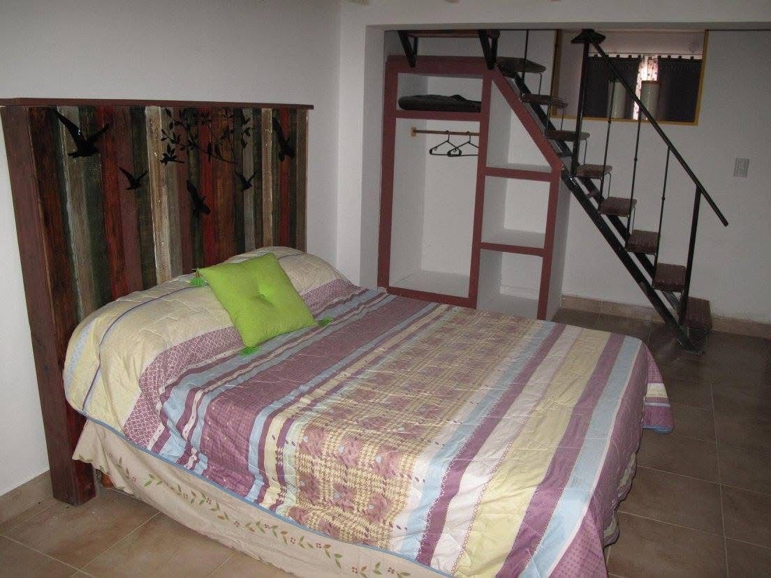 LOCAL COMERCIAL Y HOSPEDAJE DIQUE CABRA CORRAL miniatura 5