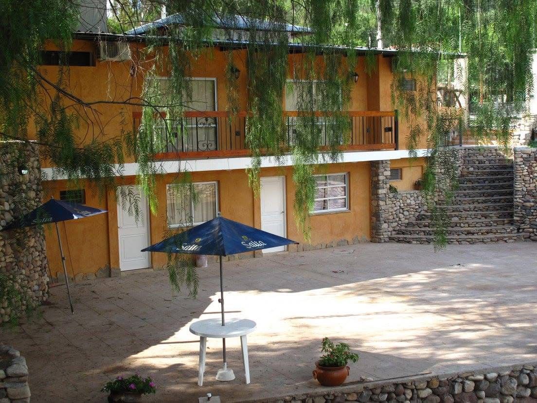 LOCAL COMERCIAL Y HOSPEDAJE DIQUE CABRA CORRAL miniatura 7